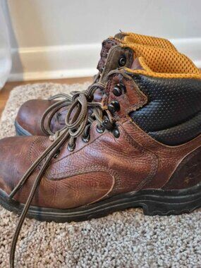 Timberland Women's TiTAN™ 6" Alloy Toe Work Boot size 7.5